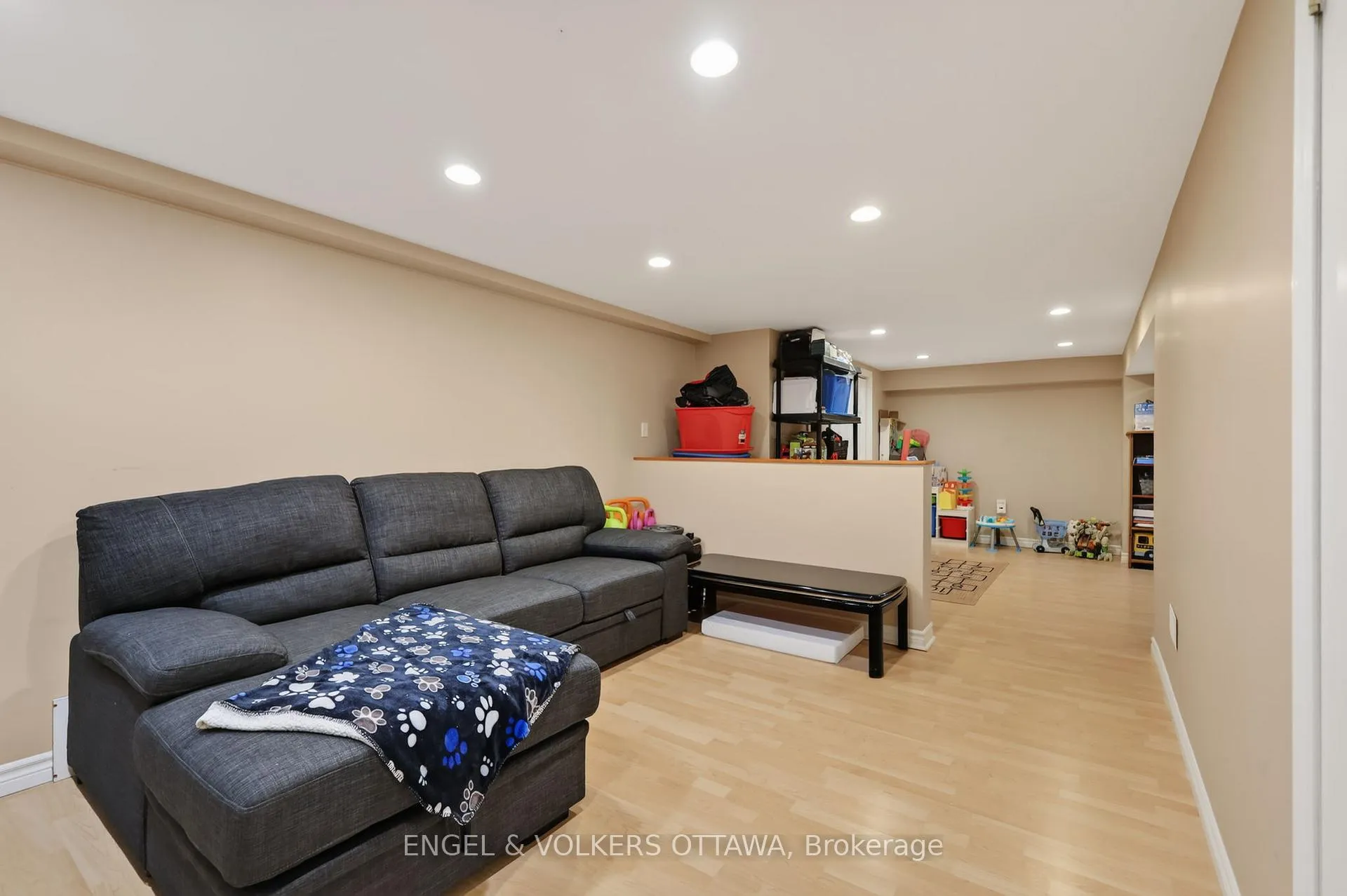 Photo 36 of 6269 Paddler Way, Ottawa, Hiawatha Park/Convent Glen — HOMEH