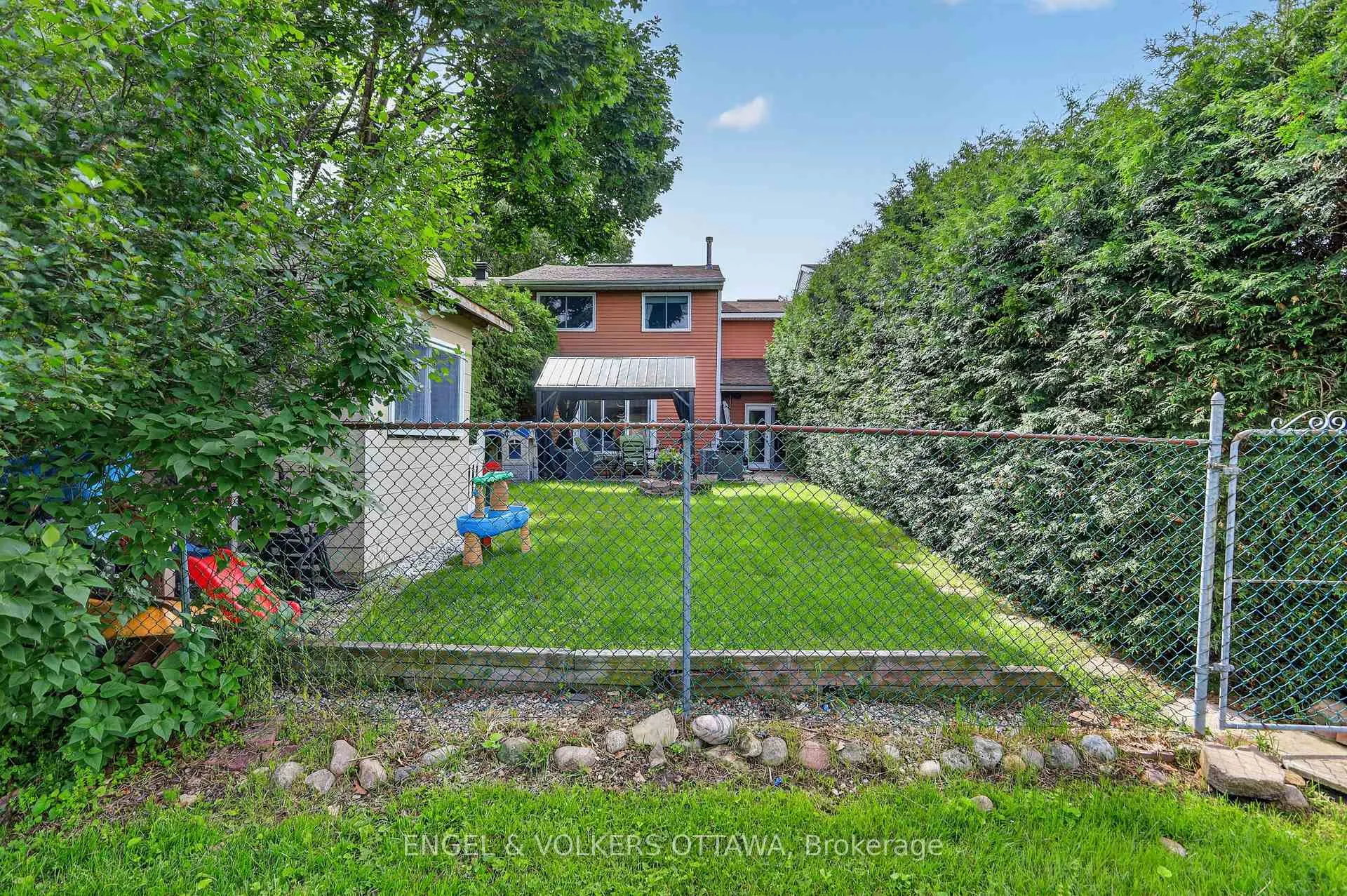 Photo 45 of 6269 Paddler Way, Ottawa, Hiawatha Park/Convent Glen — HOMEH