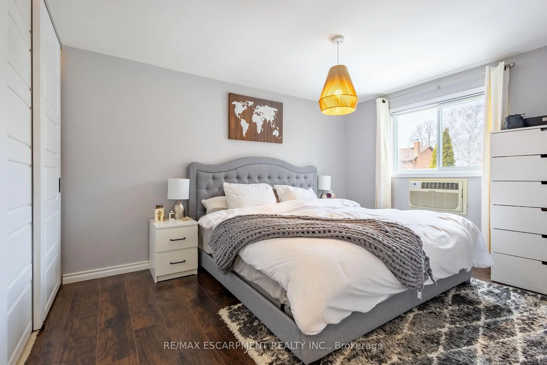 Photo 16 of 72 Athenia Drive, Hamilton, Stoney Creek Mountain — HOMEH