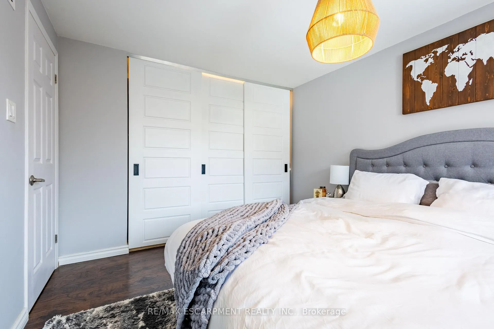 Photo 19 of 72 Athenia Drive, Hamilton, Stoney Creek Mountain — HOMEH