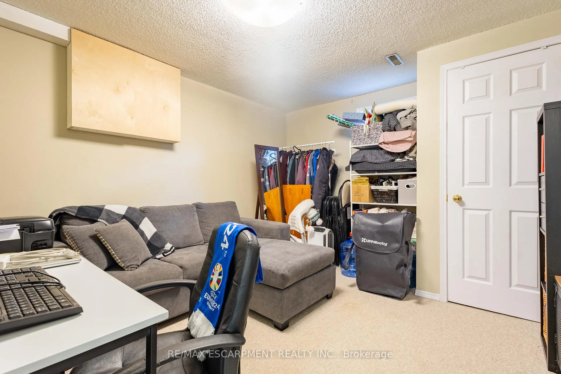Photo 32 of 72 Athenia Drive, Hamilton, Stoney Creek Mountain — HOMEH