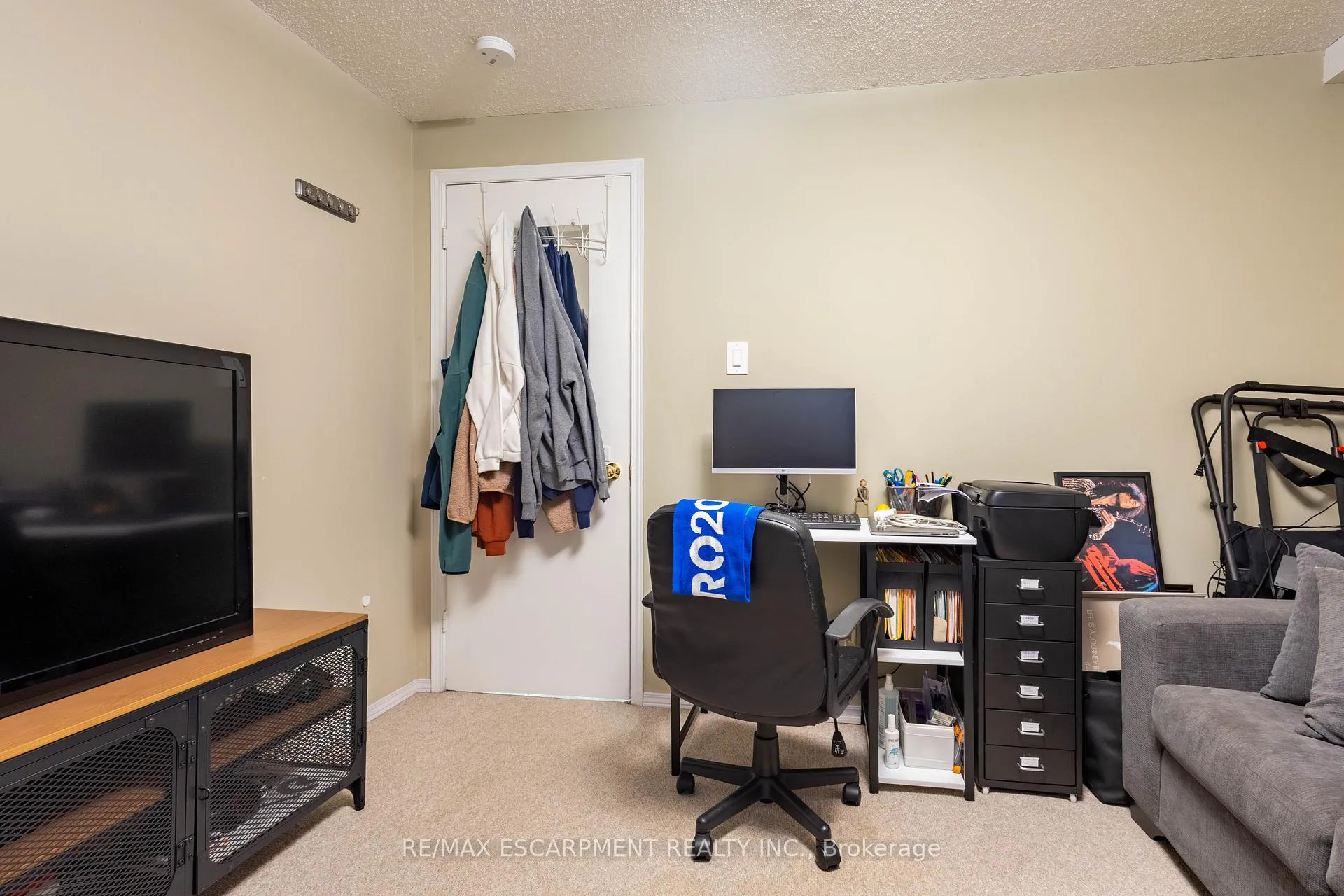 Photo 33 of 72 Athenia Drive, Hamilton, Stoney Creek Mountain — HOMEH