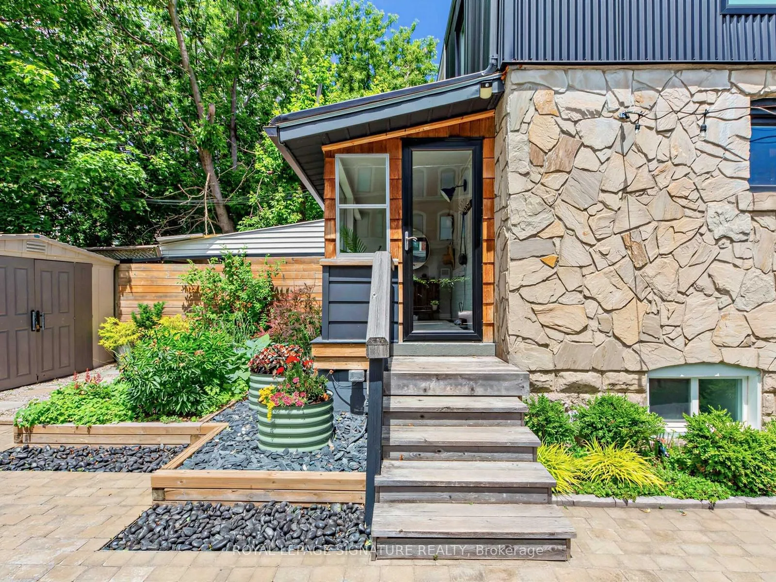 Photo 33 of 122 Donlands Avenue, Toronto, Danforth Village-East York — HOMEH