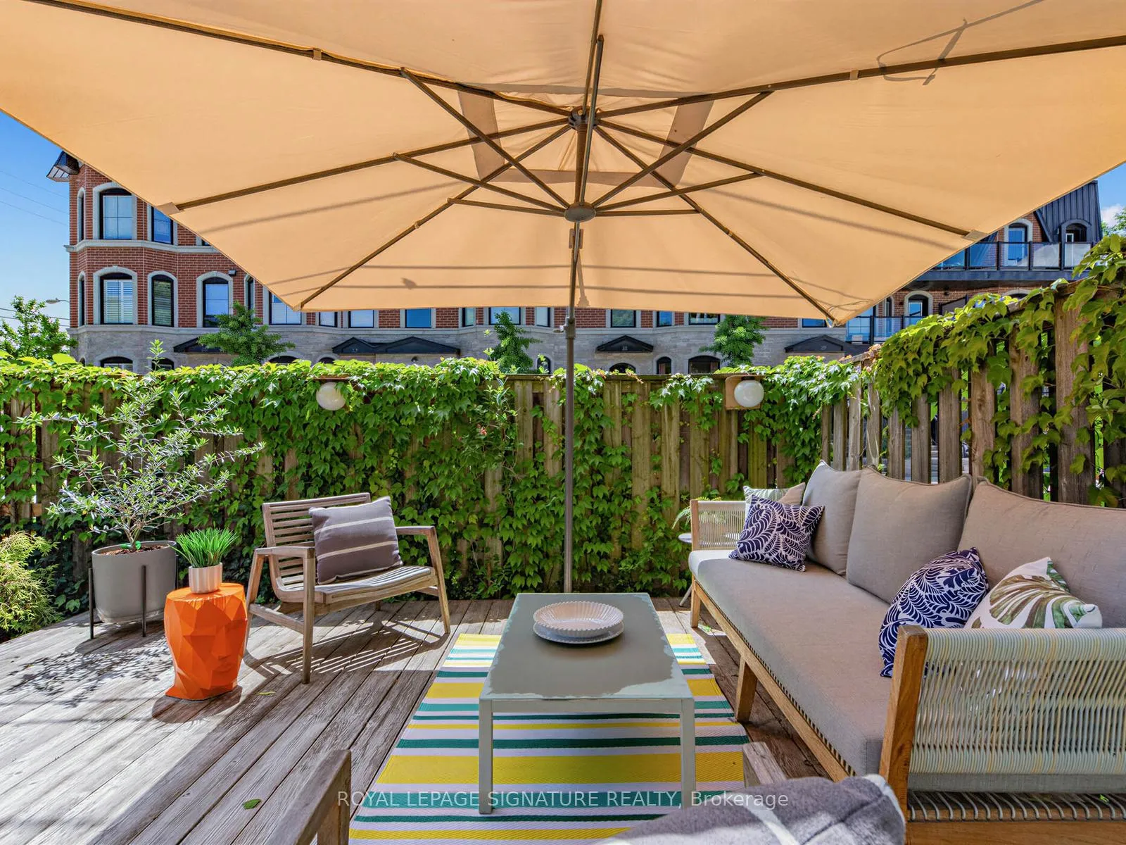 Photo 40 of 122 Donlands Avenue, Toronto, Danforth Village-East York — HOMEH