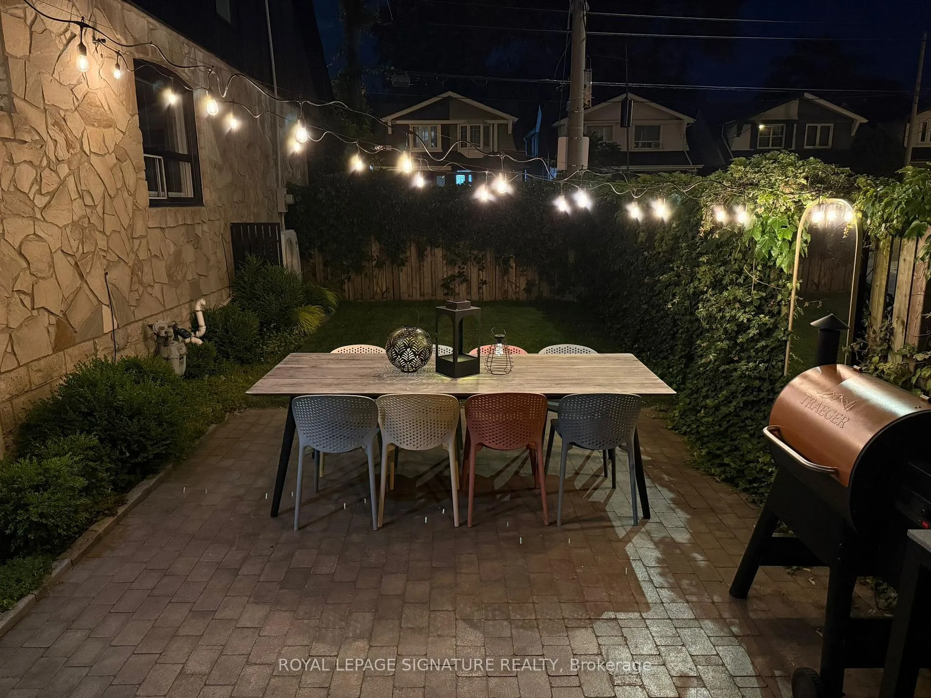 Photo 43 of 122 Donlands Avenue, Toronto, Danforth Village-East York — HOMEH