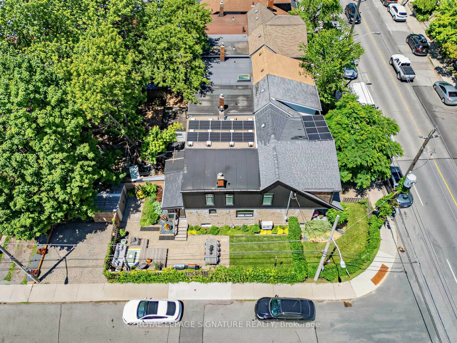 Photo 47 of 122 Donlands Avenue, Toronto, Danforth Village-East York — HOMEH