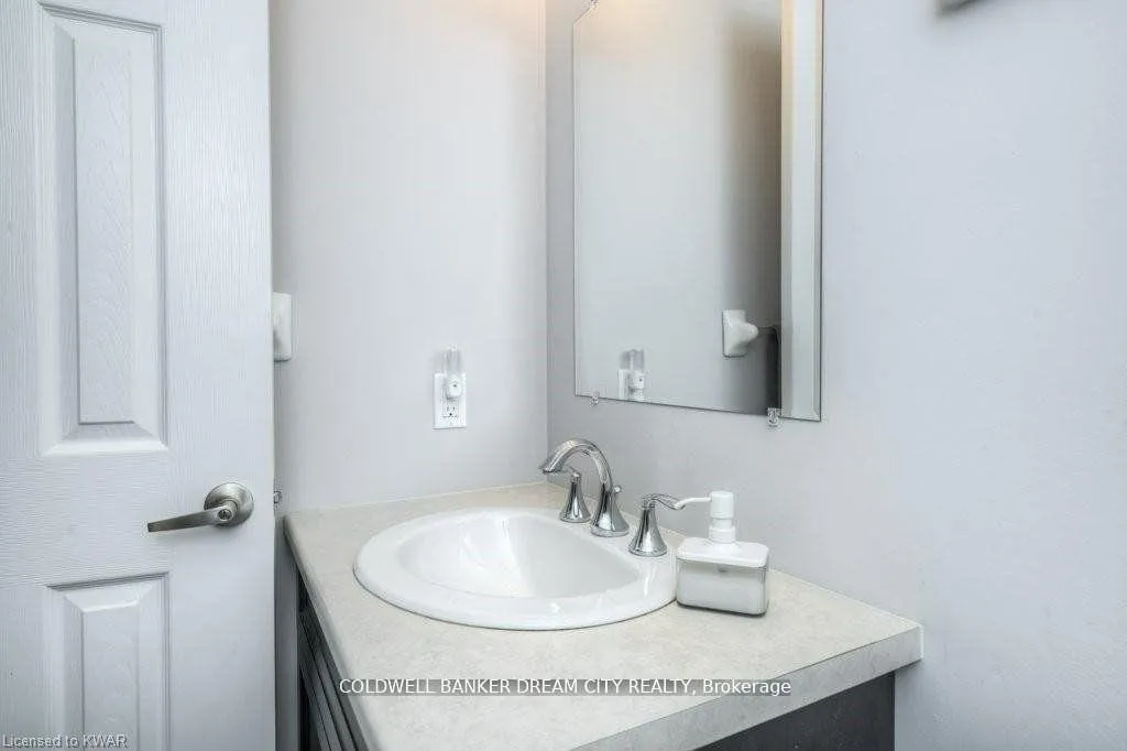 Photo 11 of 235 Birkinshaw Road, Cambridge, Christopher-Champlain — HOMEH