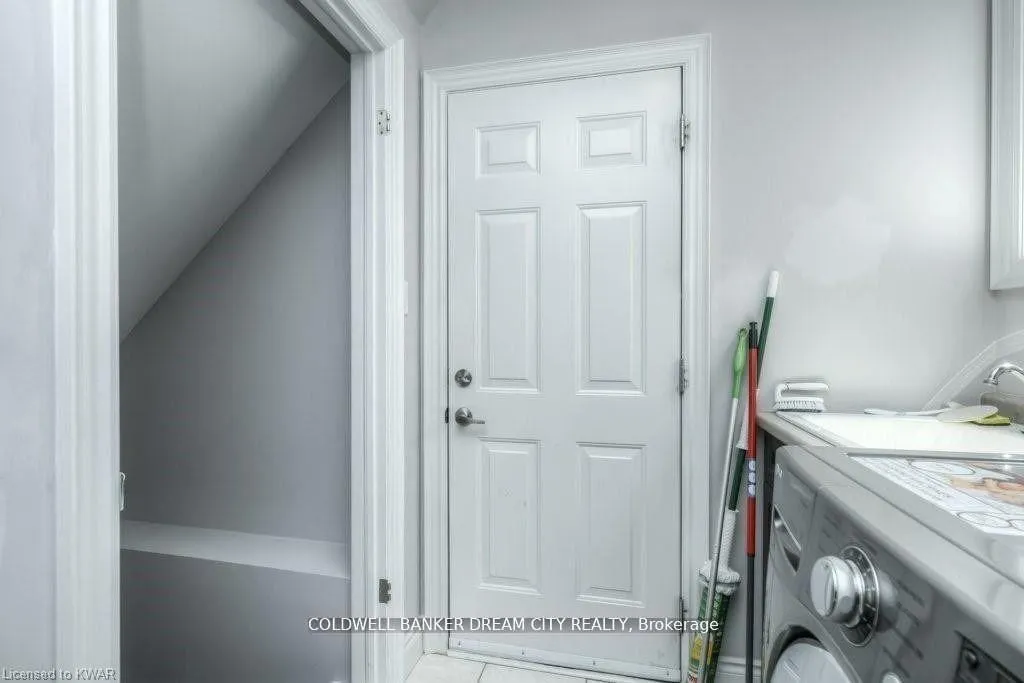 Photo 21 of 235 Birkinshaw Road, Cambridge, Christopher-Champlain — HOMEH