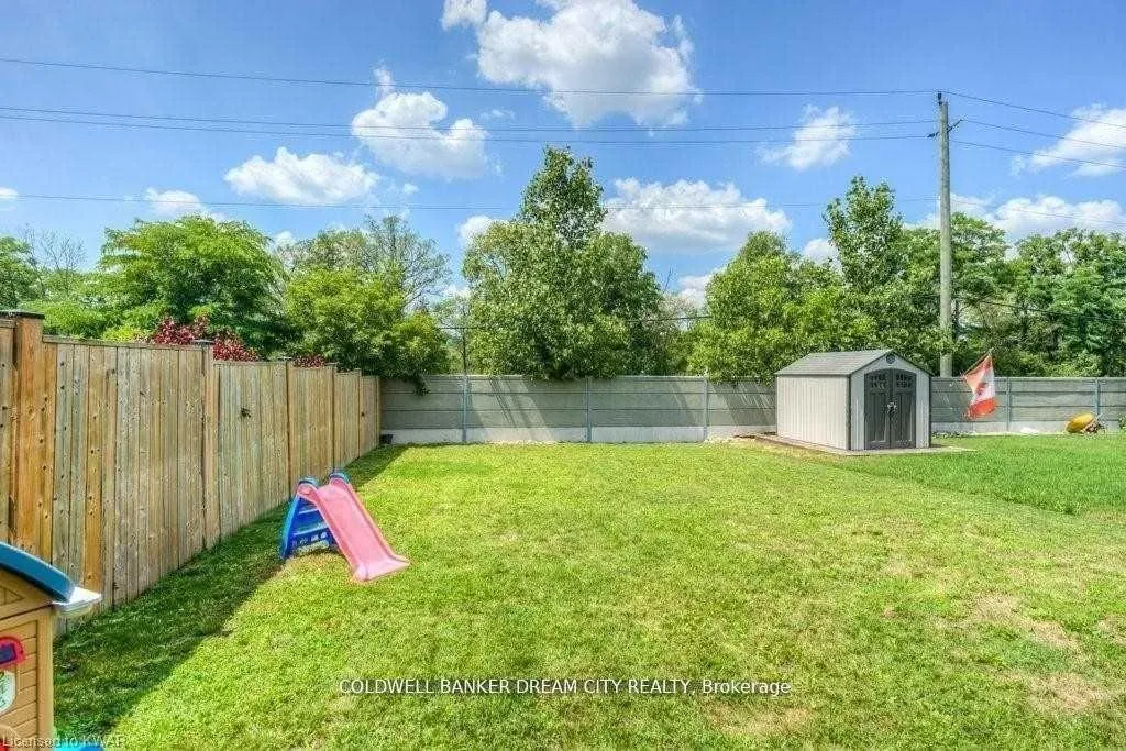 Photo 25 of 235 Birkinshaw Road, Cambridge, Christopher-Champlain — HOMEH