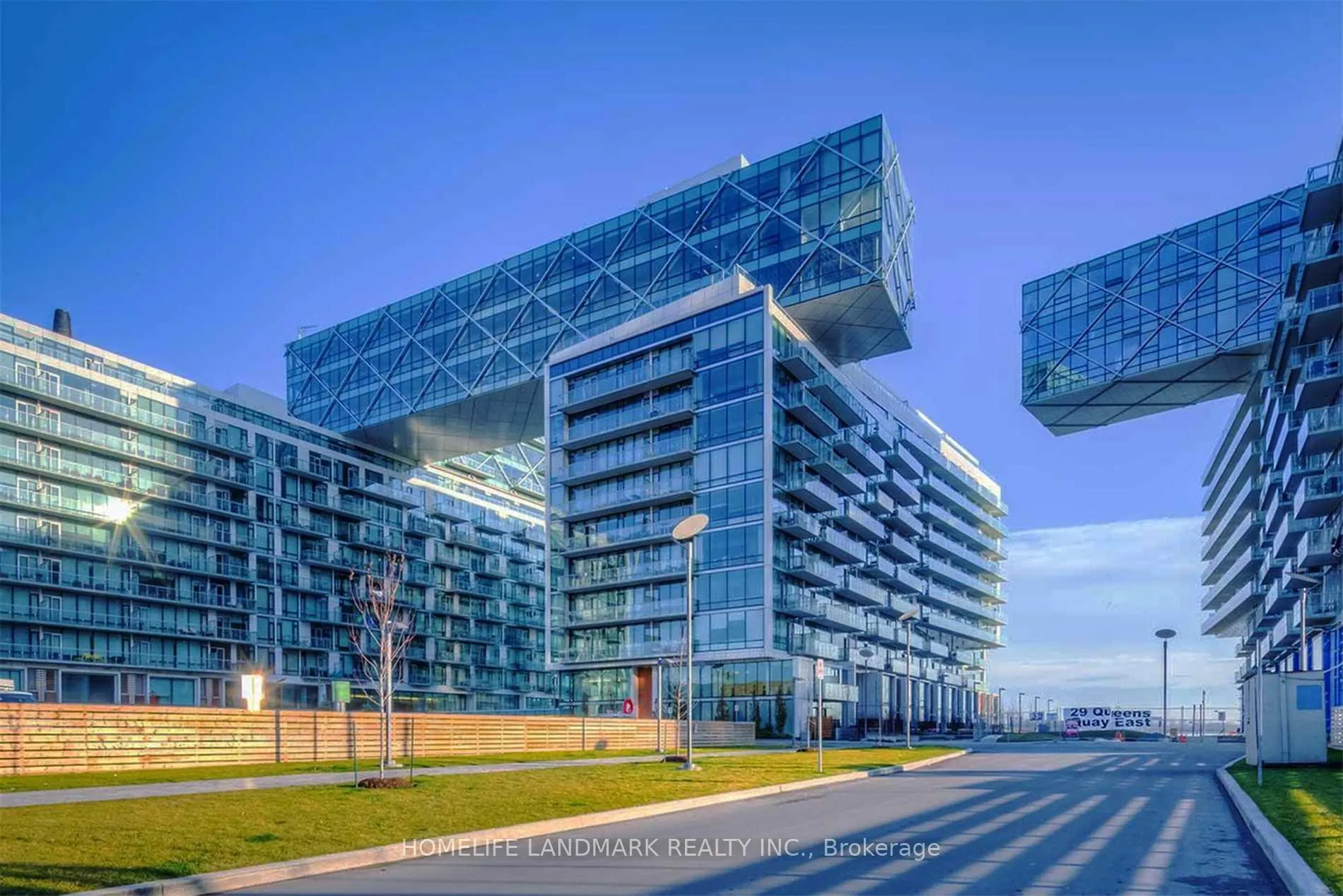 Photo 1 of Unit 1019, 29 Queens Quay E, Toronto, Waterfront Communities — HOMEH