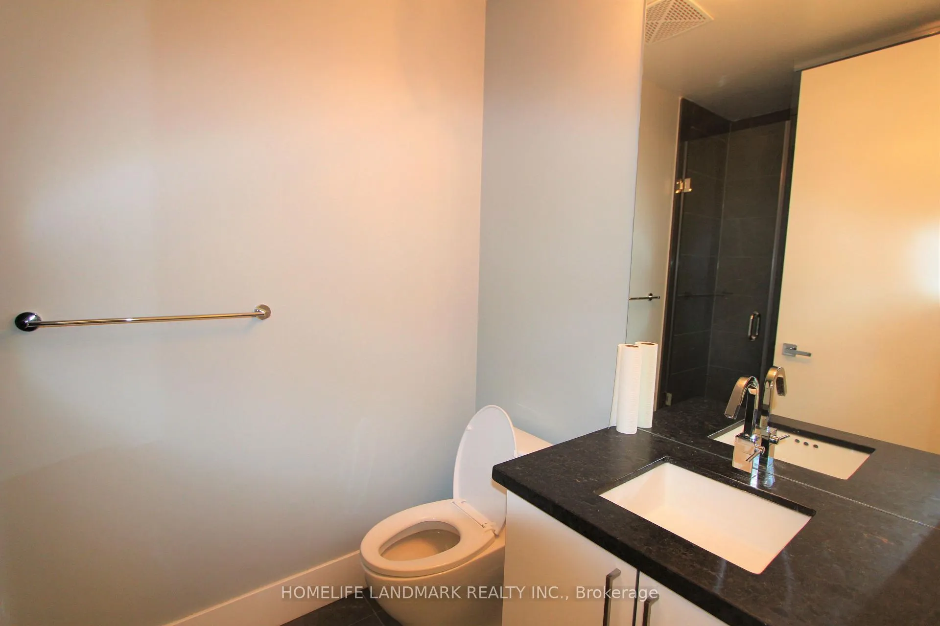 Photo 7 of Unit 1019, 29 Queens Quay E, Toronto, Waterfront Communities — HOMEH