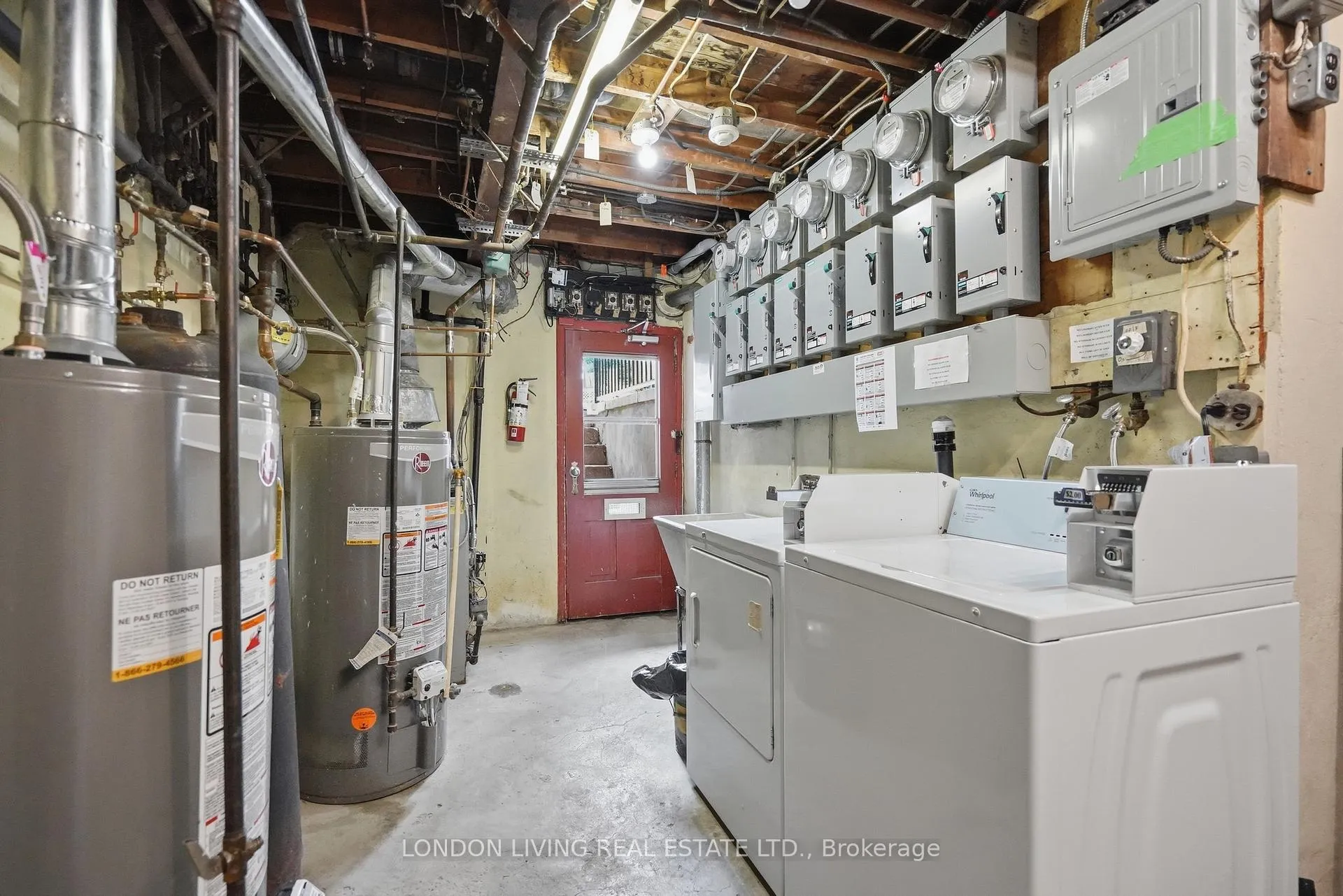Photo 9 of 107 Windsor Crescent, London, South F — HOMEH