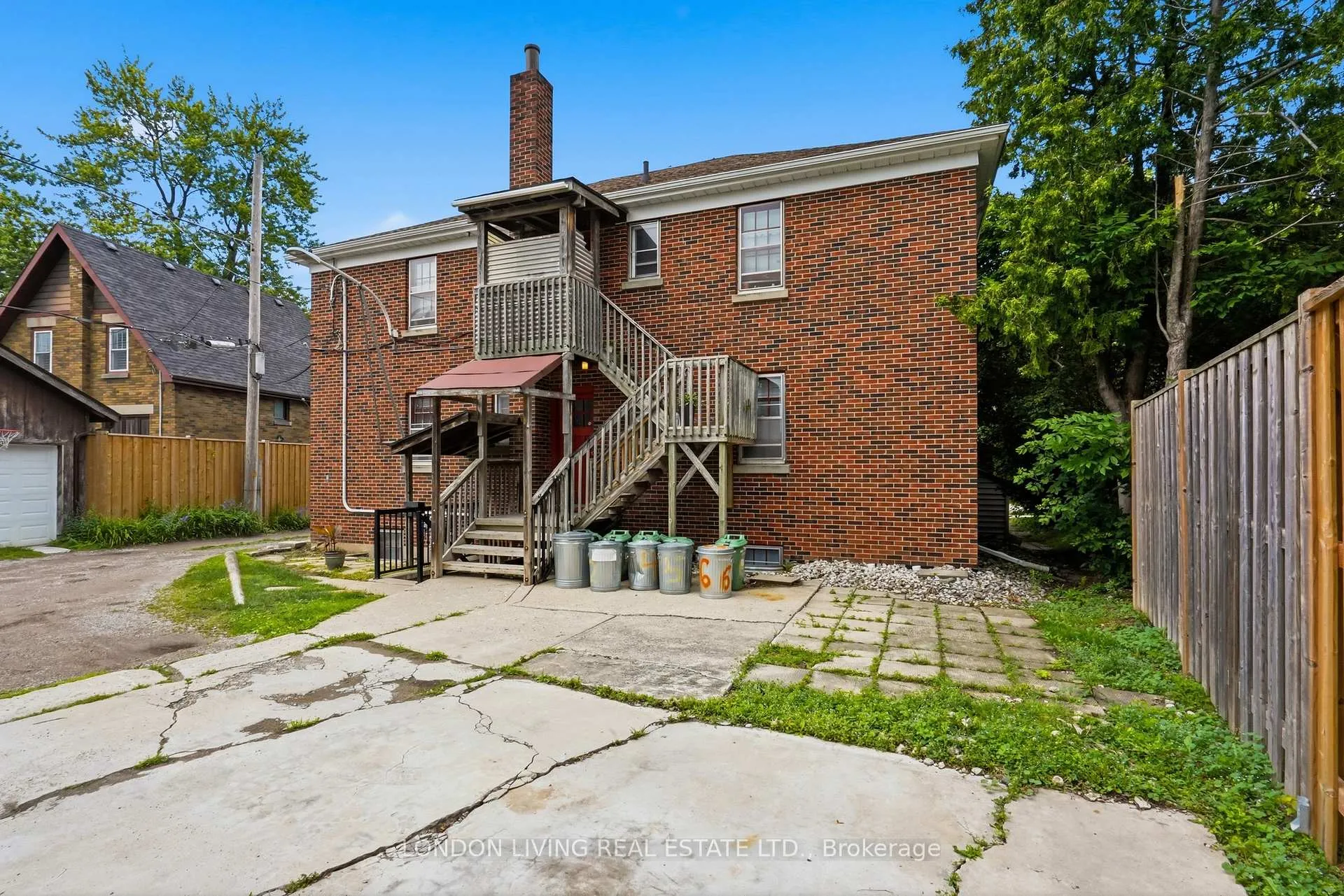 Photo 14 of 107 Windsor Crescent, London, South F — HOMEH