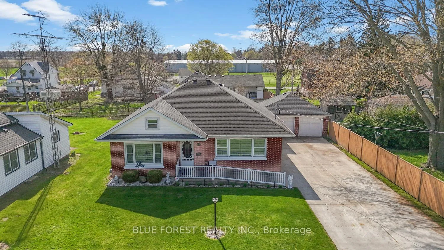 Photo 1 of 154 Chestnut Street, West Elgin, West Lorne — HOMEH