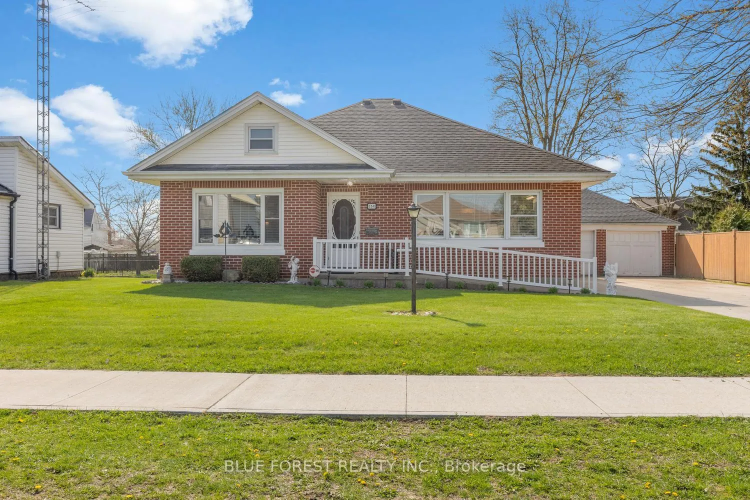 Photo 4 of 154 Chestnut Street, West Elgin, West Lorne — HOMEH