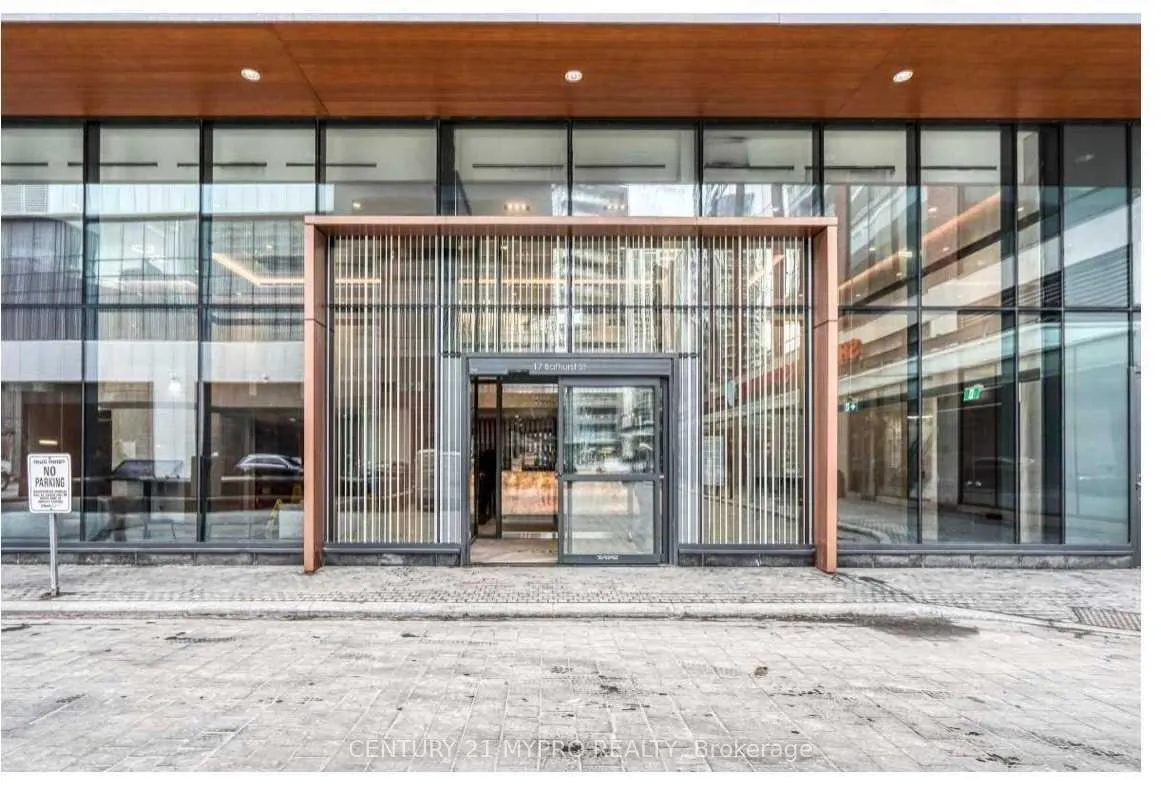 Photo 2 of Unit 3710, 17 Bathurst Street, Toronto, Waterfront Communities — HOMEH