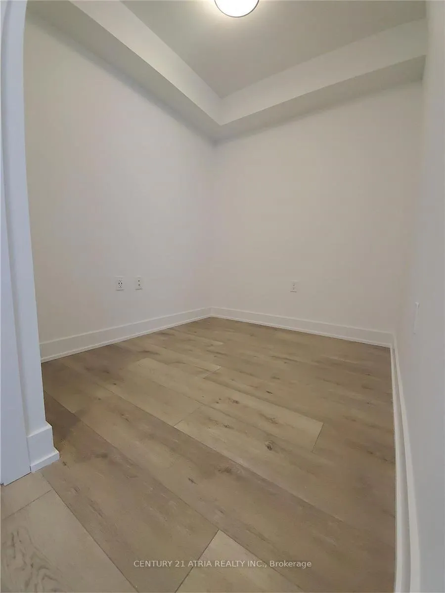 Photo 3 of Unit 919, 585 Bloor Street E, Toronto, North St. James Town — HOMEH