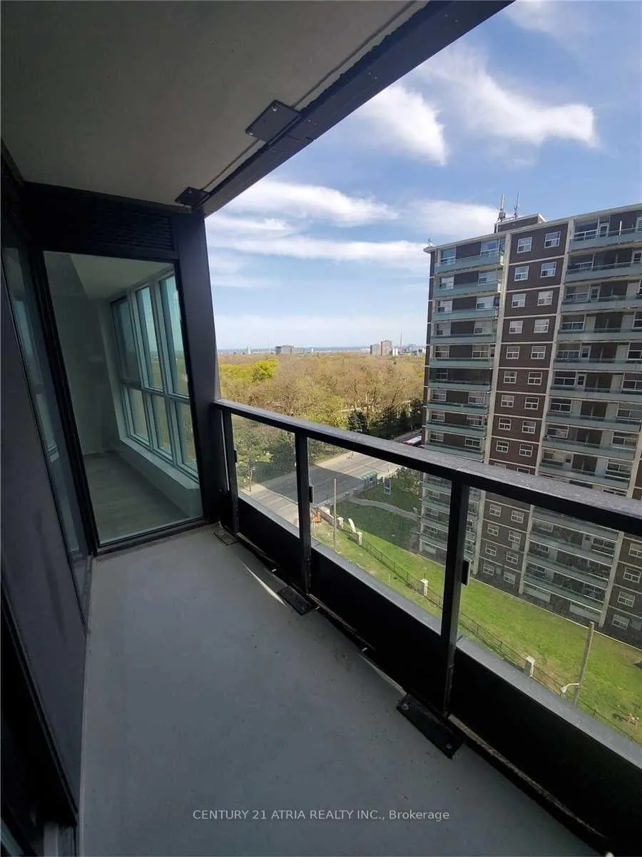 Photo 6 of Unit 919, 585 Bloor Street E, Toronto, North St. James Town — HOMEH