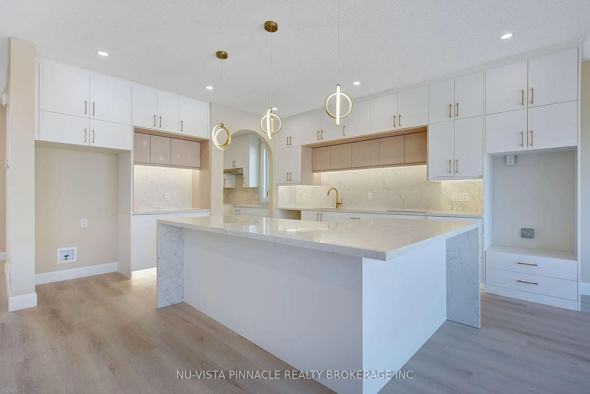 Photo 6 of 4332 Green Bend, London, South V — HOMEH