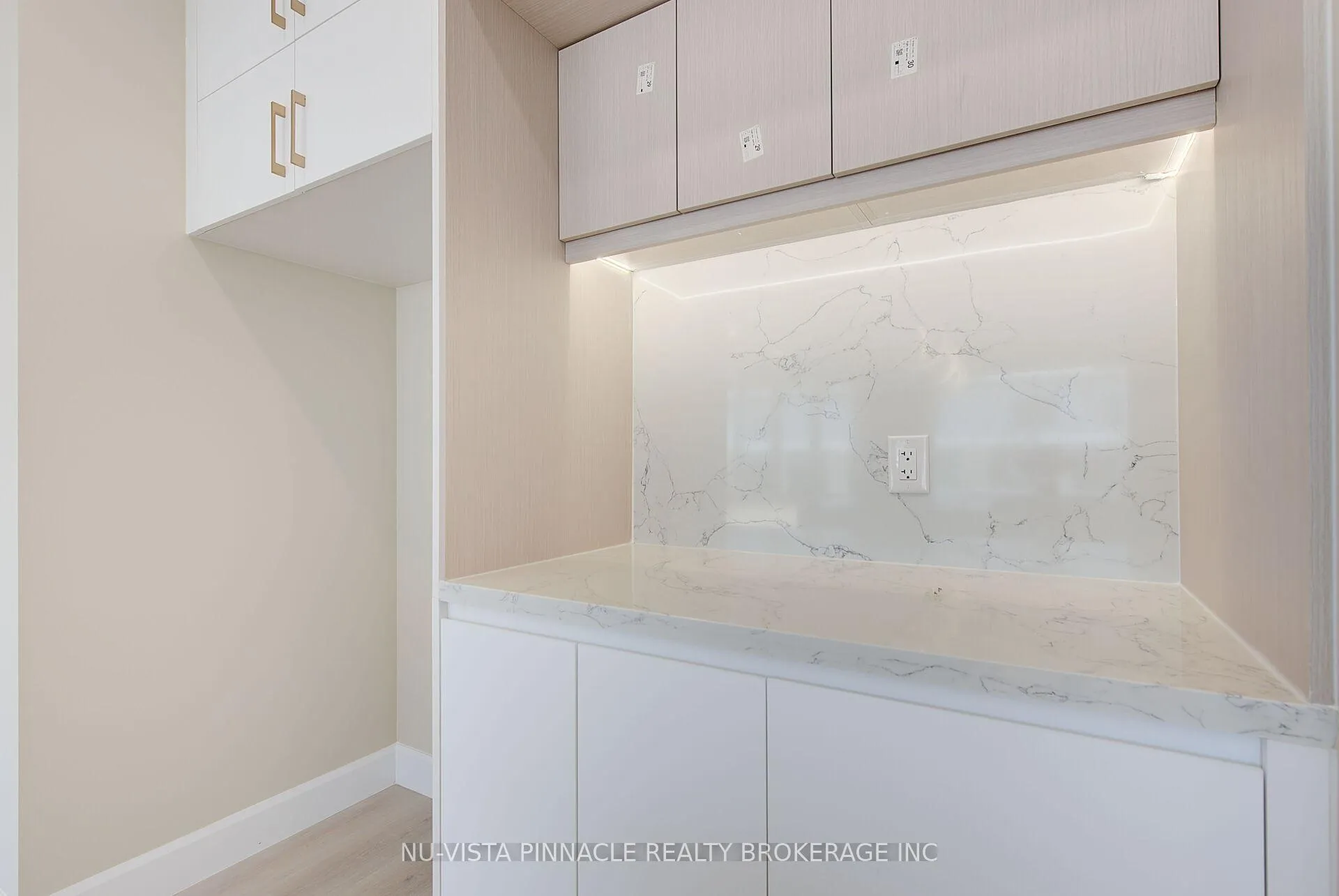 Photo 9 of 4332 Green Bend, London, South V — HOMEH