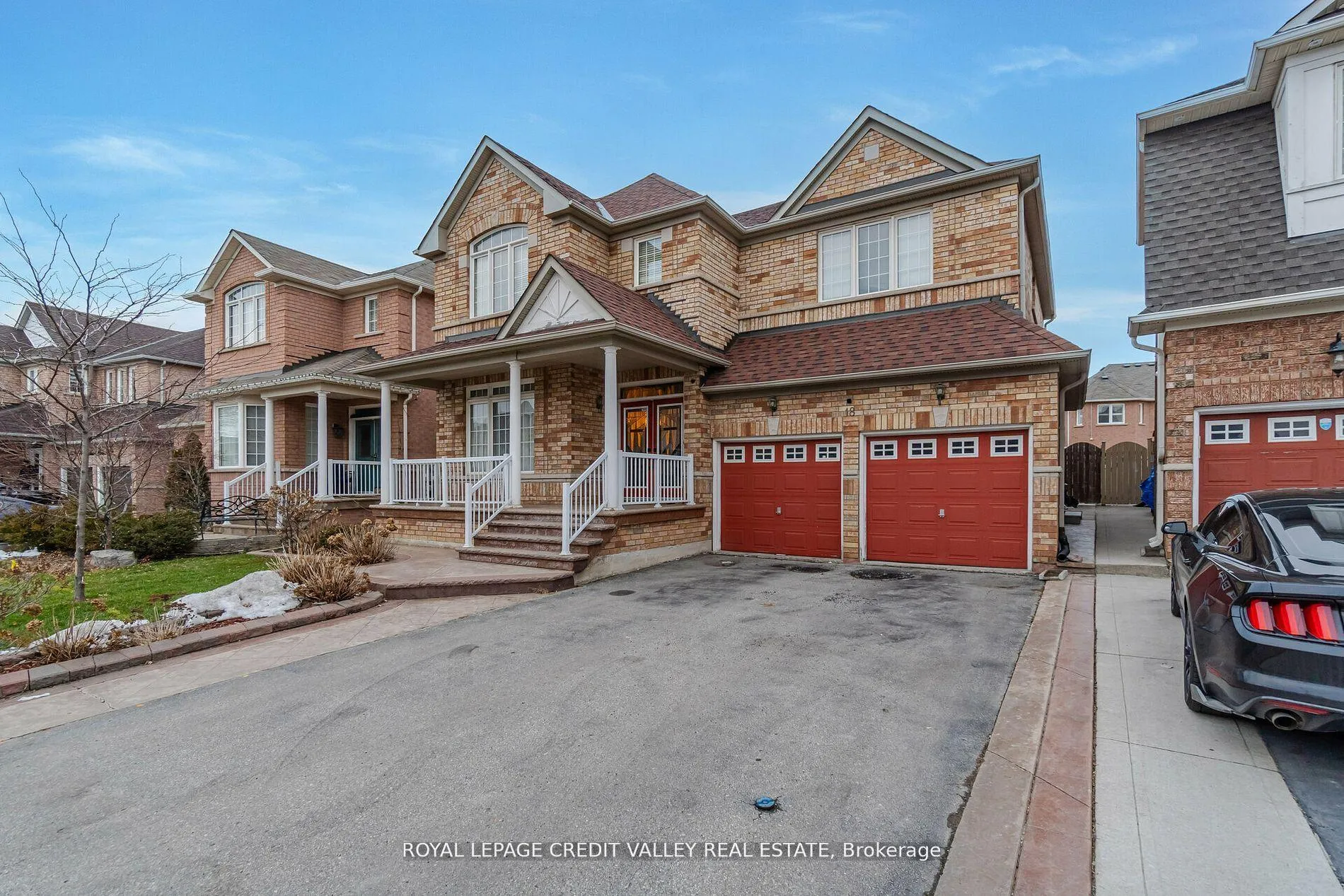 Photo 3 of 18 Trailhead Crescent, Brampton, Sandringham-Wellington — HOMEH