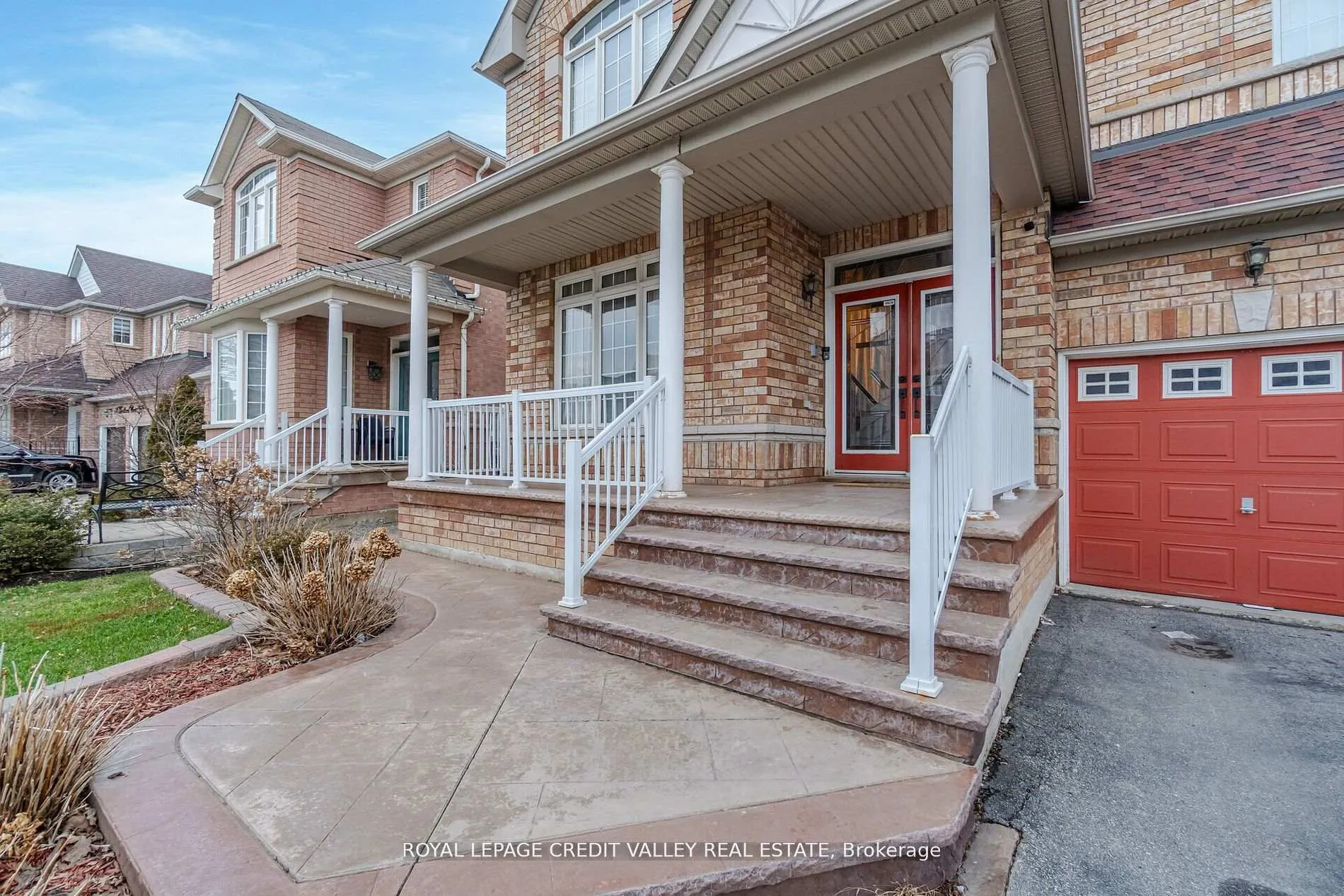 Photo 5 of 18 Trailhead Crescent, Brampton, Sandringham-Wellington — HOMEH