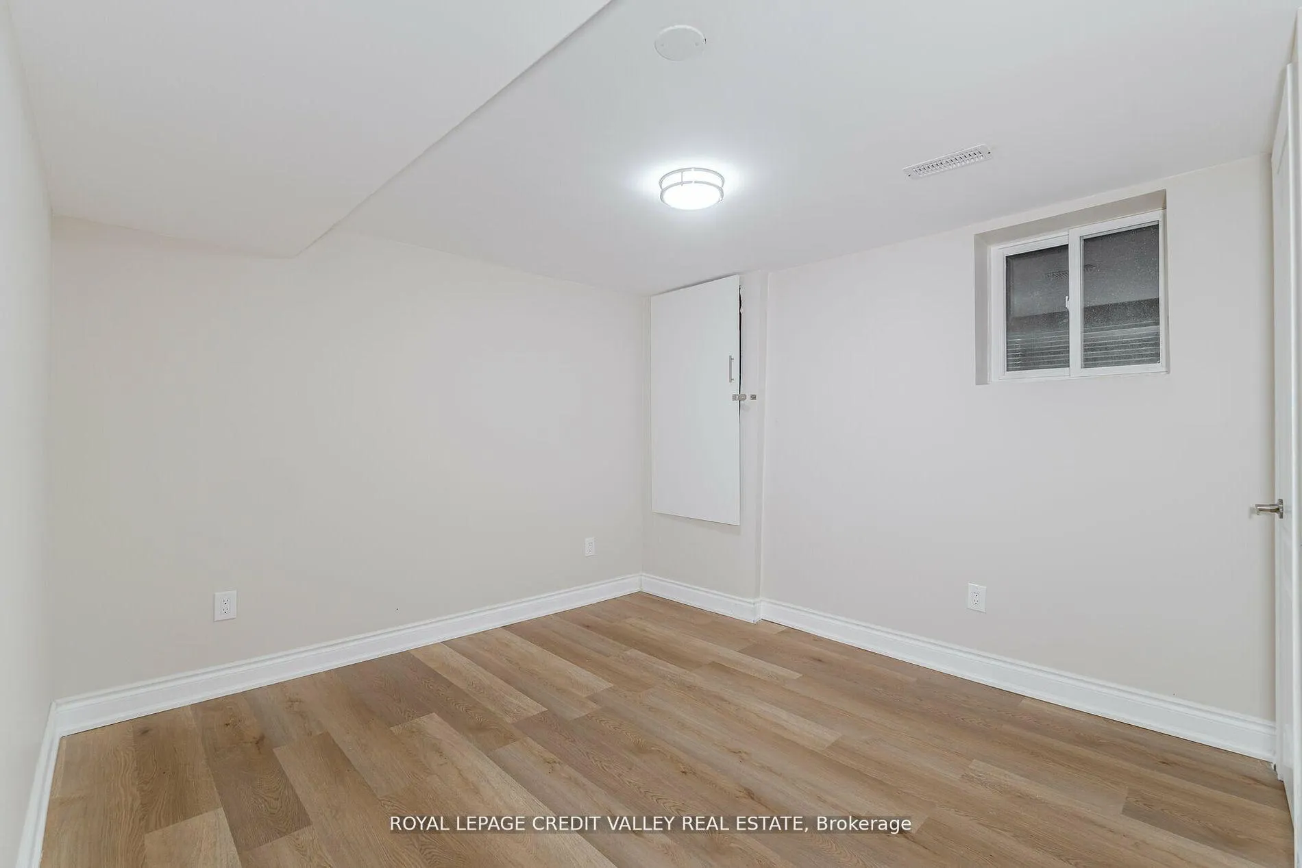 Photo 25 of 18 Trailhead Crescent, Brampton, Sandringham-Wellington — HOMEH