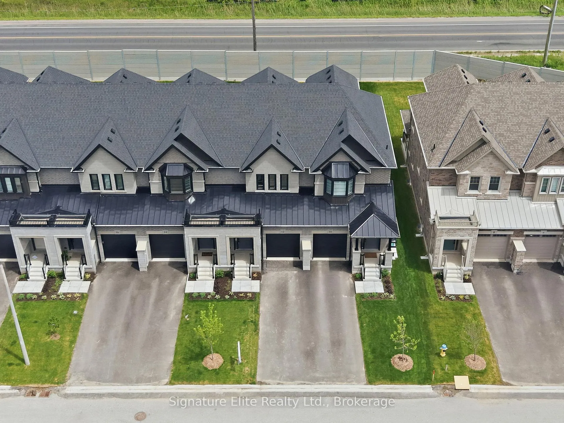 Photo 43 of 12 Kiernan Crescent N, New Tecumseth, Alliston — HOMEH