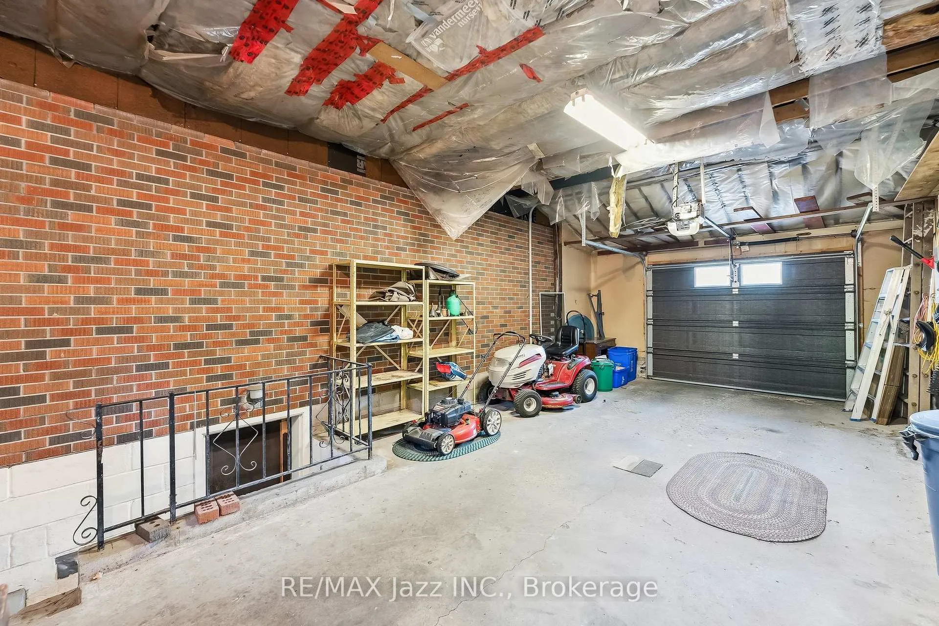 Photo 36 of 11 Lynwood Avenue, Clarington, Courtice — HOMEH