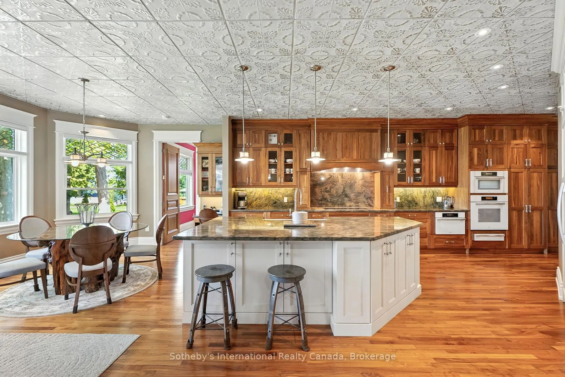 Photo 13 of 153 Creighton Street S, Ramara, Atherley — HOMEH