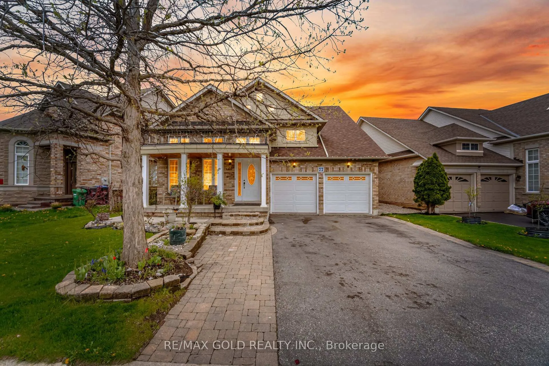 Front of 77 Trailside Walk