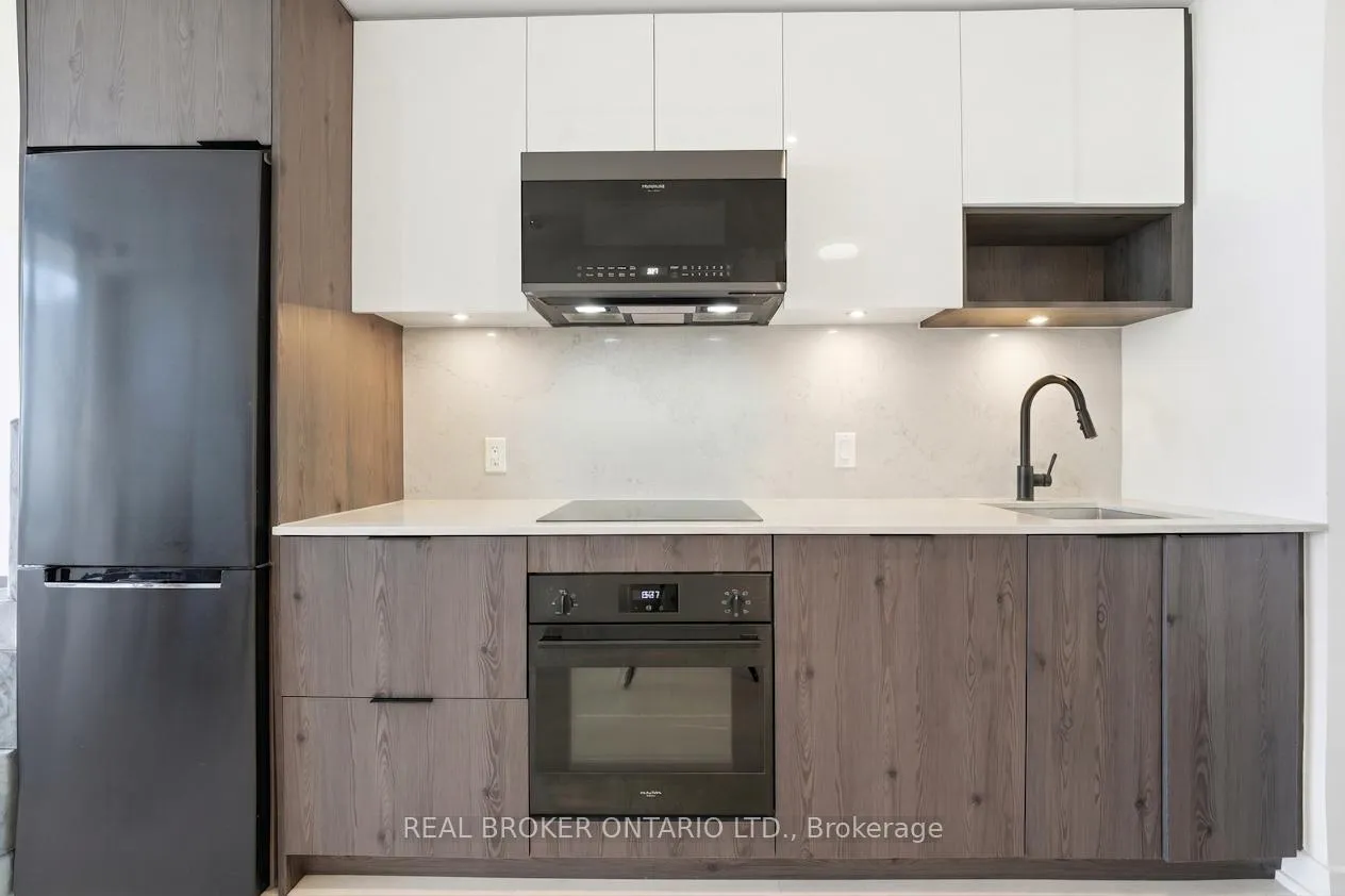 Photo 6 of Unit 1103, 5 Defries Street, Toronto, Regent Park — HOMEH