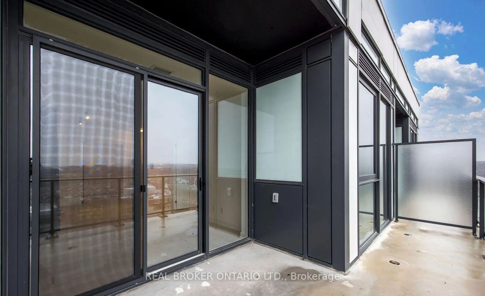 Photo 14 of Unit 1103, 5 Defries Street, Toronto, Regent Park — HOMEH