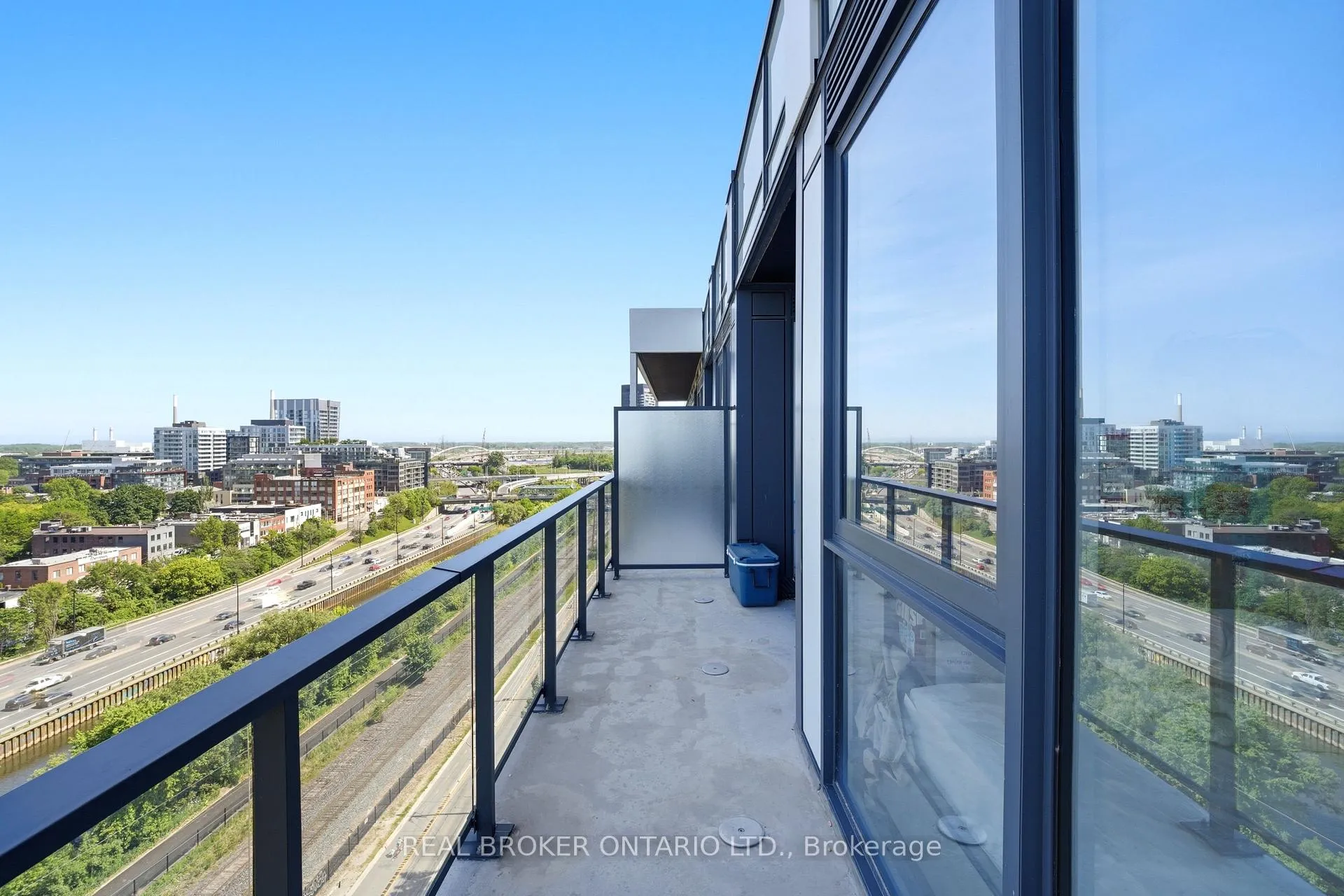 Photo 15 of Unit 1103, 5 Defries Street, Toronto, Regent Park — HOMEH