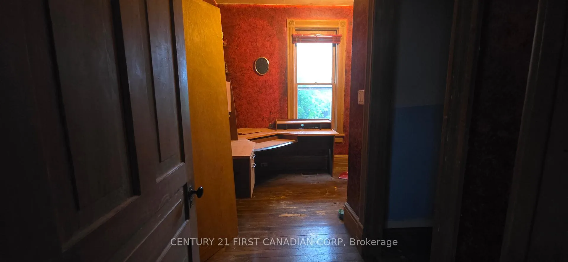 Photo 16 of 33 Horton Street, St. Thomas — HOMEH