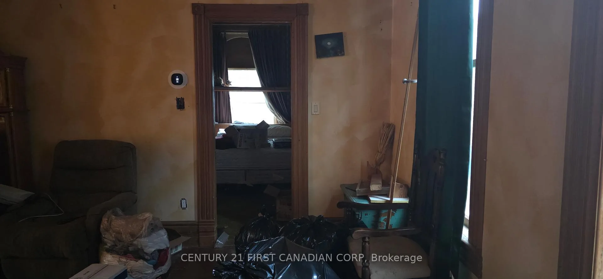Photo 17 of 33 Horton Street, St. Thomas — HOMEH