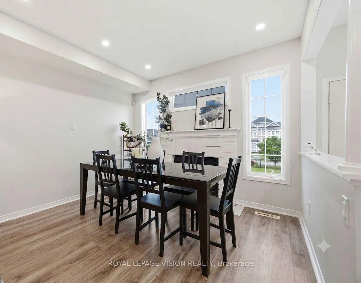 Photo 9 of 9 Windle Drive, Ajax, Central West — HOMEH