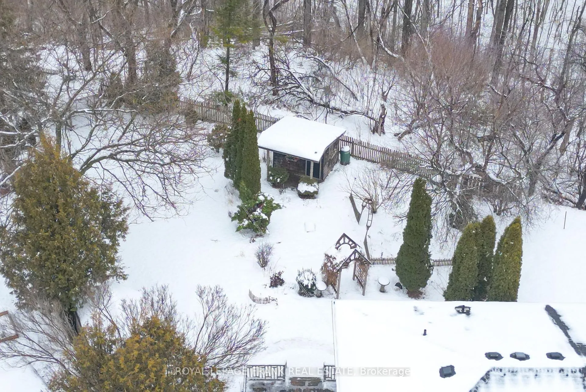Photo 6 of 99 Little Avenue, Clarington, Bowmanville — HOMEH