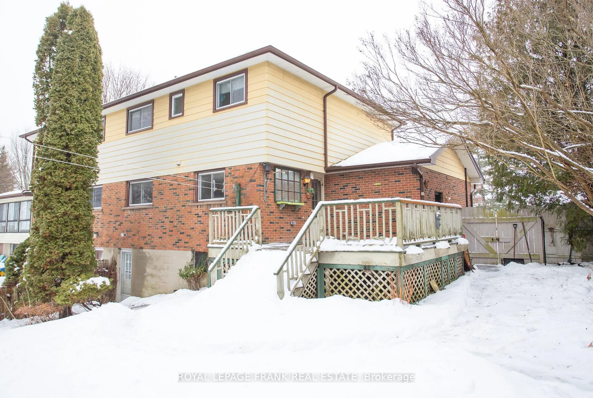Photo 9 of 99 Little Avenue, Clarington, Bowmanville — HOMEH