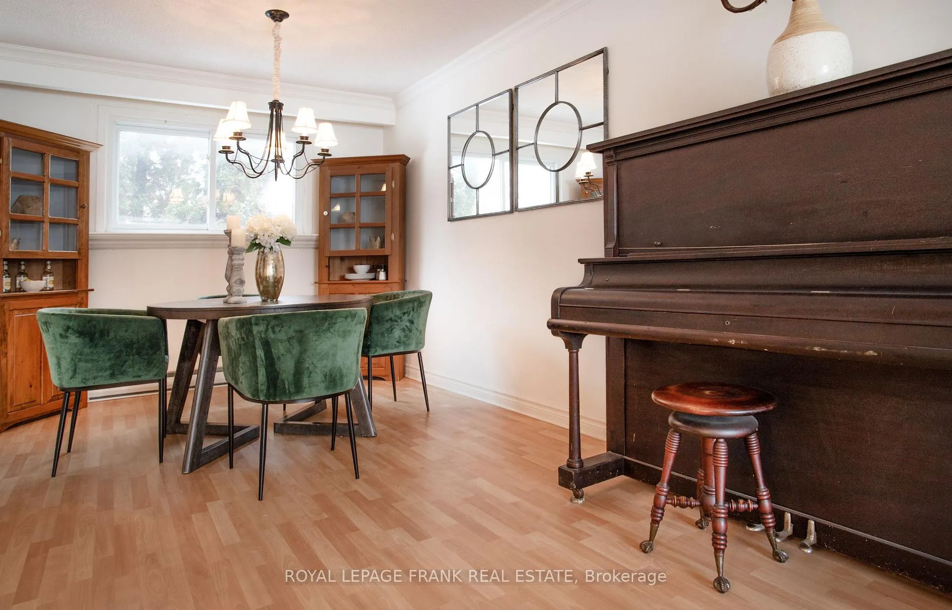 Photo 16 of 99 Little Avenue, Clarington, Bowmanville — HOMEH