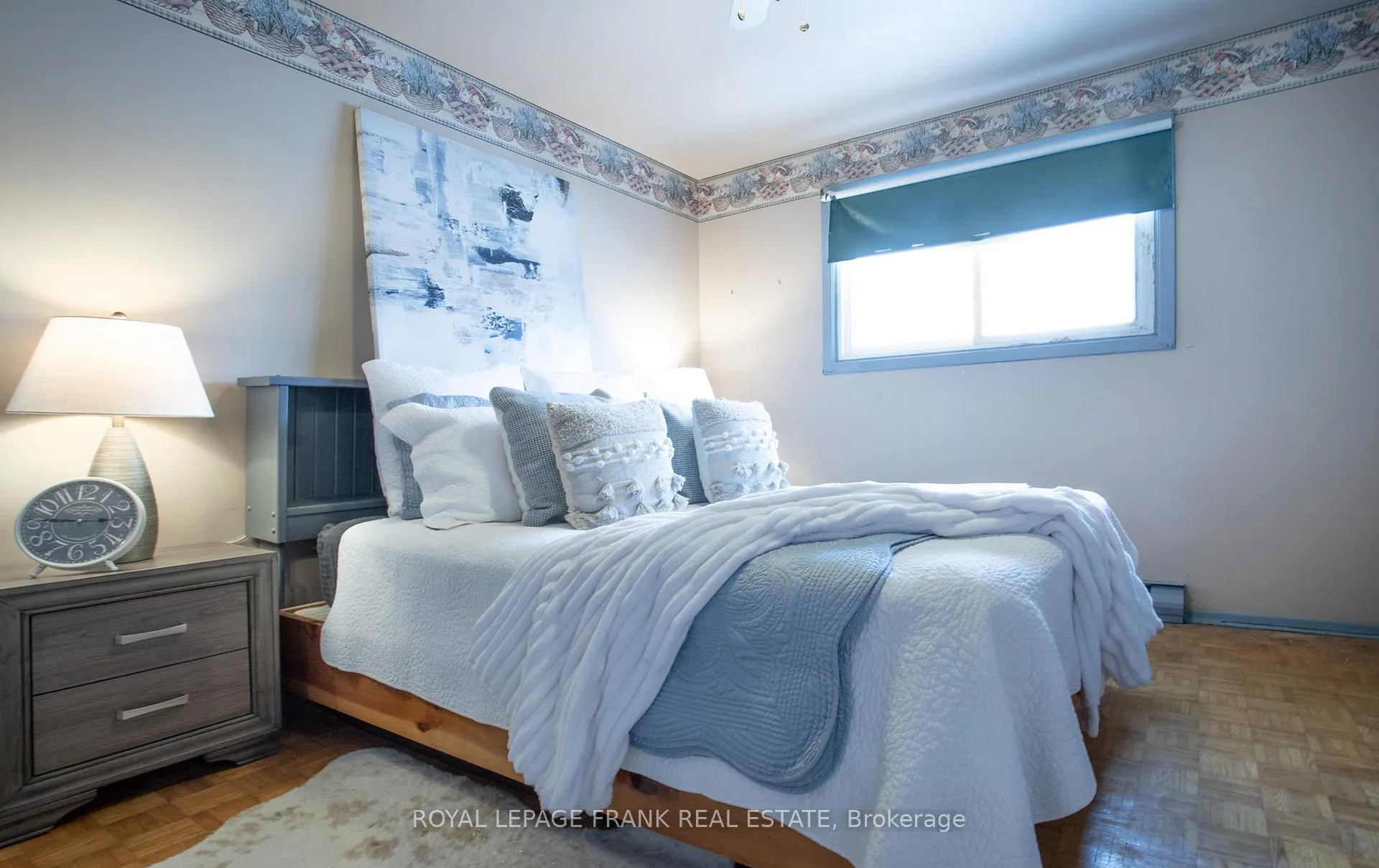 Photo 25 of 99 Little Avenue, Clarington, Bowmanville — HOMEH