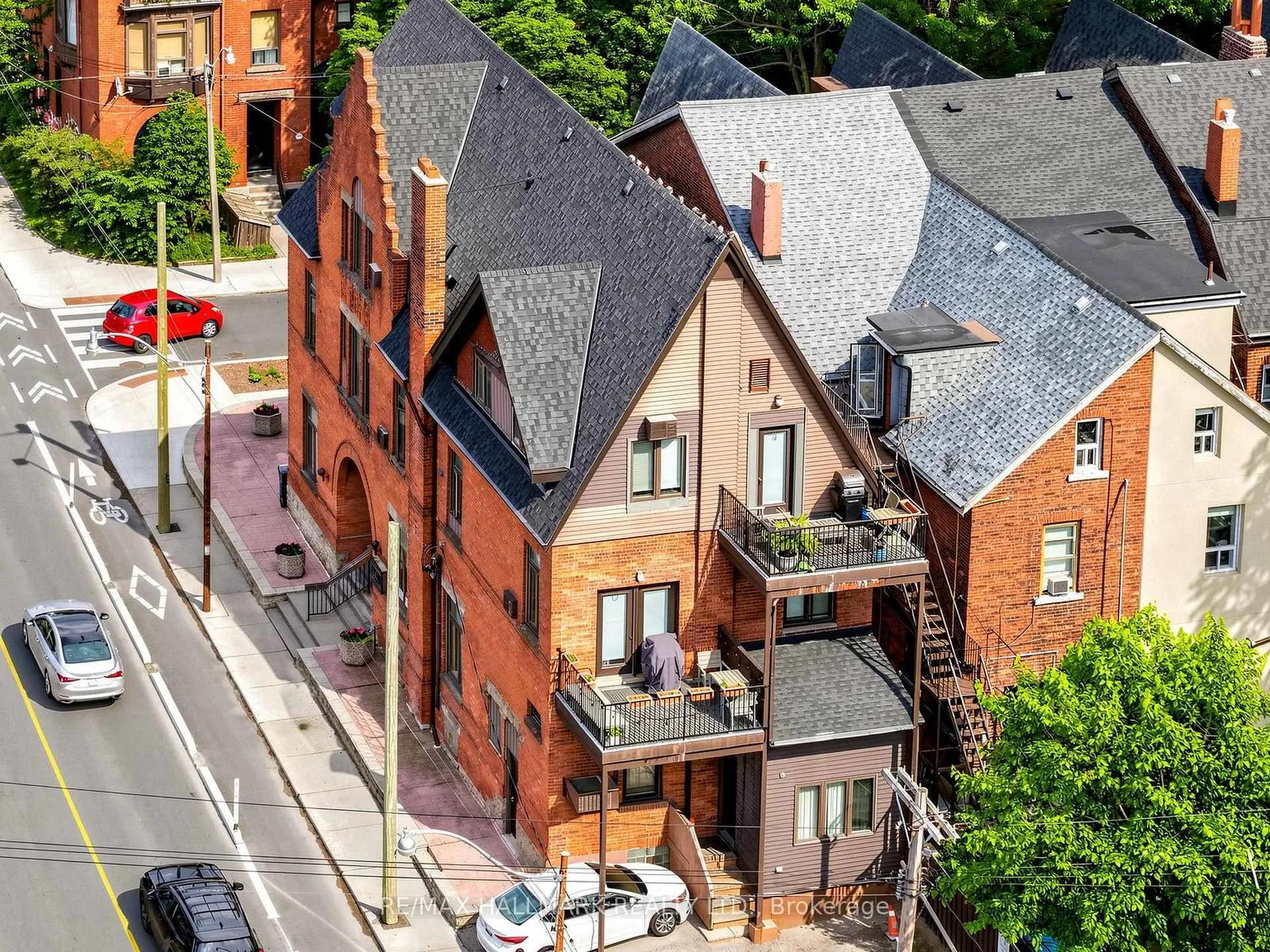 Photo 42 of 458 Markham Street, Toronto, Palmerston-Little Italy — HOMEH
