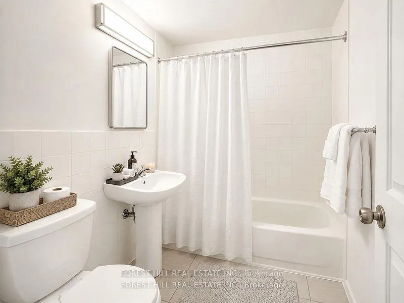 Photo 3 of Unit 202, 92 Robinson Street, Hamilton, Durand — HOMEH