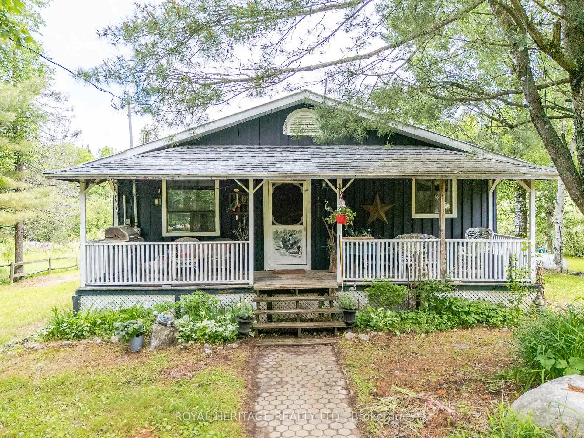 Photo of 34 Gordon Point Road