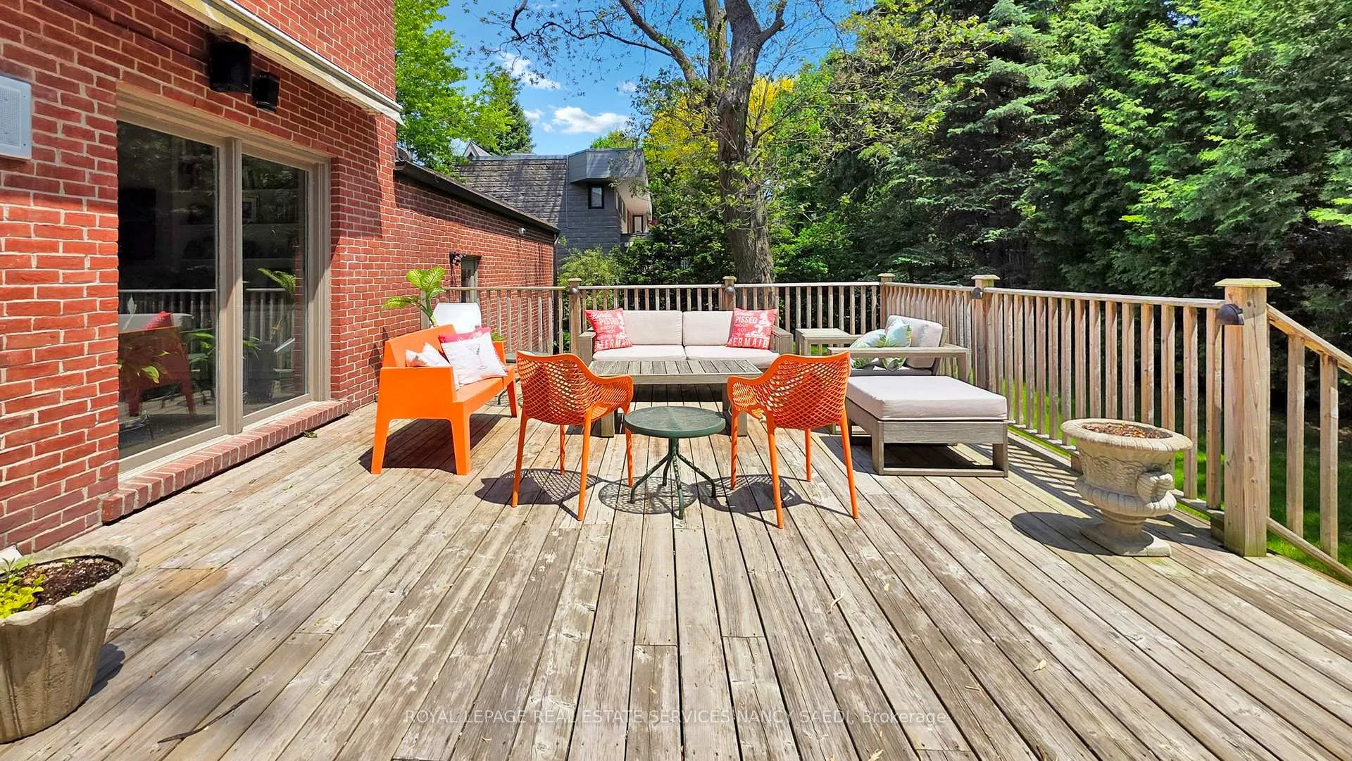 Photo 14 of 21 Forest Heights Boulevard, North York, St. Andrew-Windfields — HOMEH