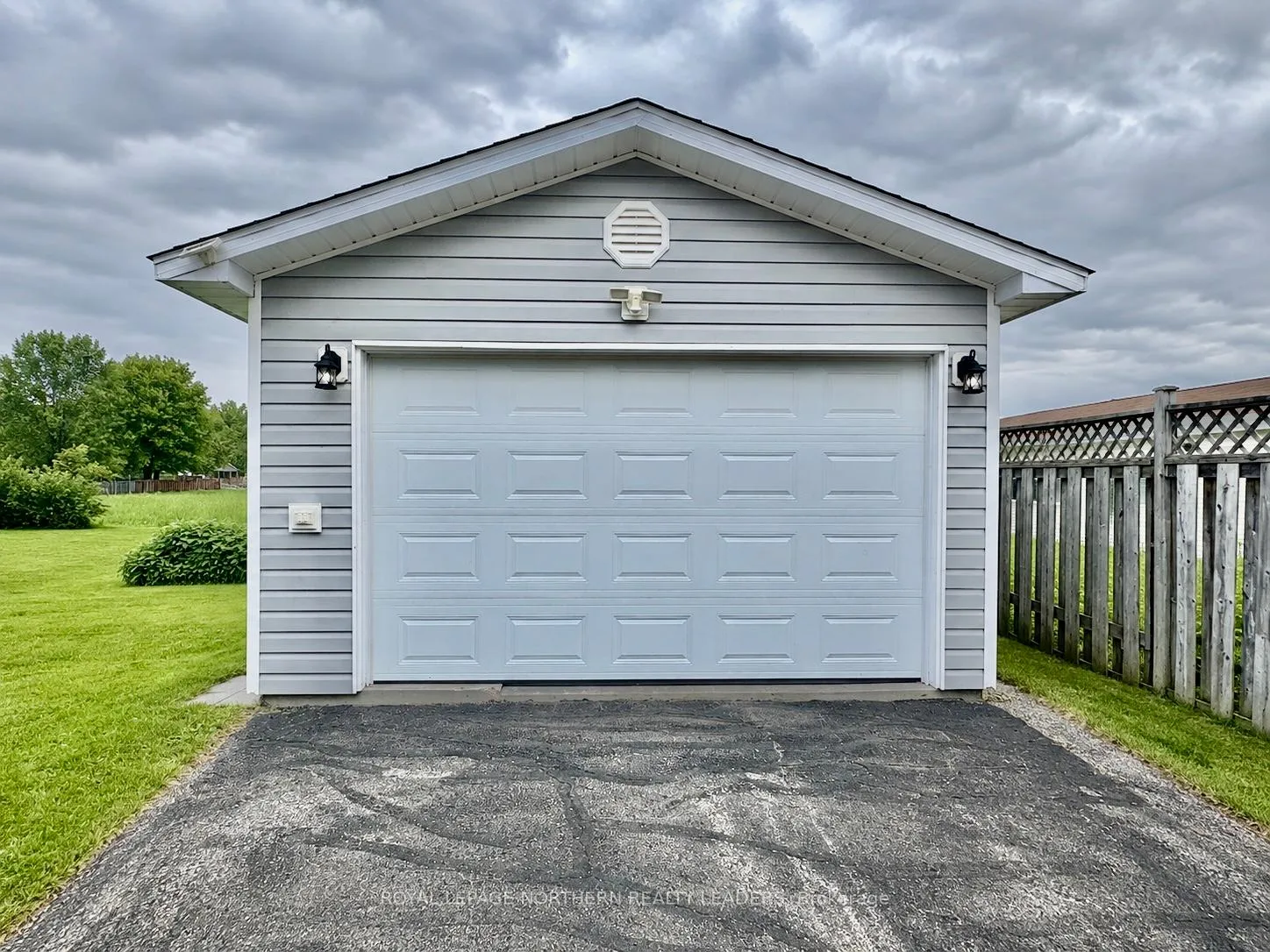 Photo 2 of 1272 Park Avenue, Timmins, MTJ - Main Area — HOMEH