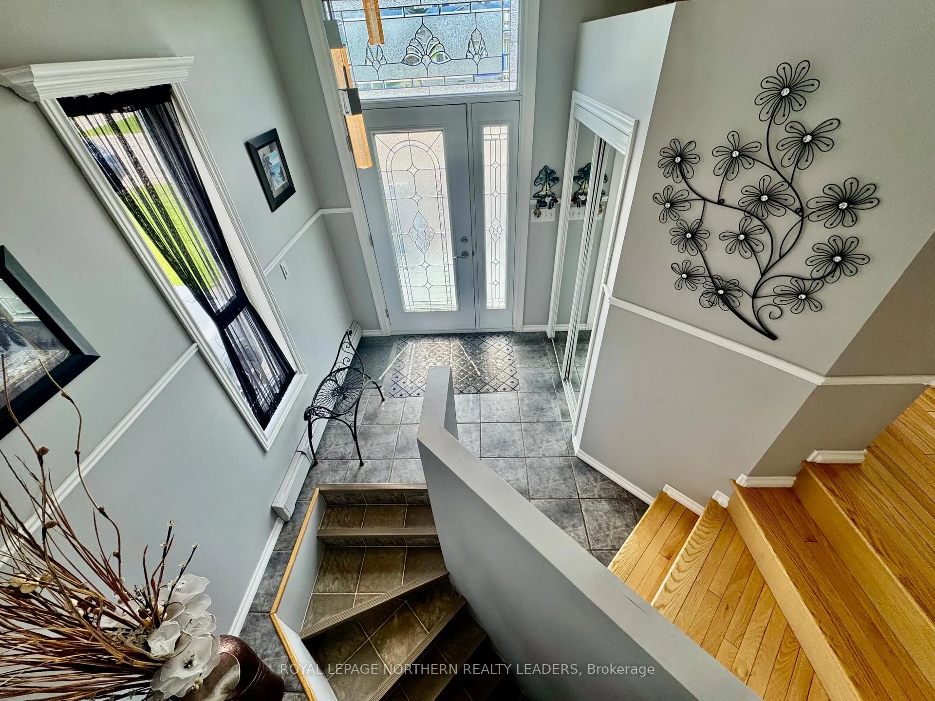 Photo 6 of 1272 Park Avenue, Timmins, MTJ - Main Area — HOMEH