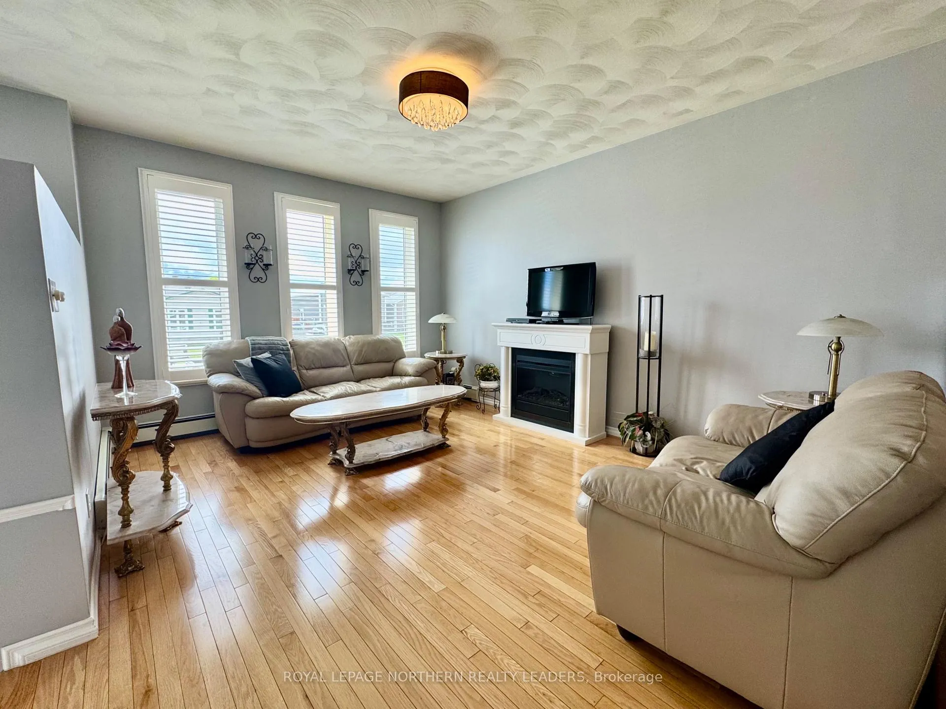 Photo 10 of 1272 Park Avenue, Timmins, MTJ - Main Area — HOMEH