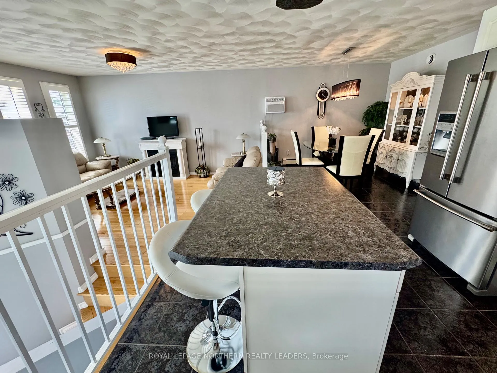 Photo 16 of 1272 Park Avenue, Timmins, MTJ - Main Area — HOMEH