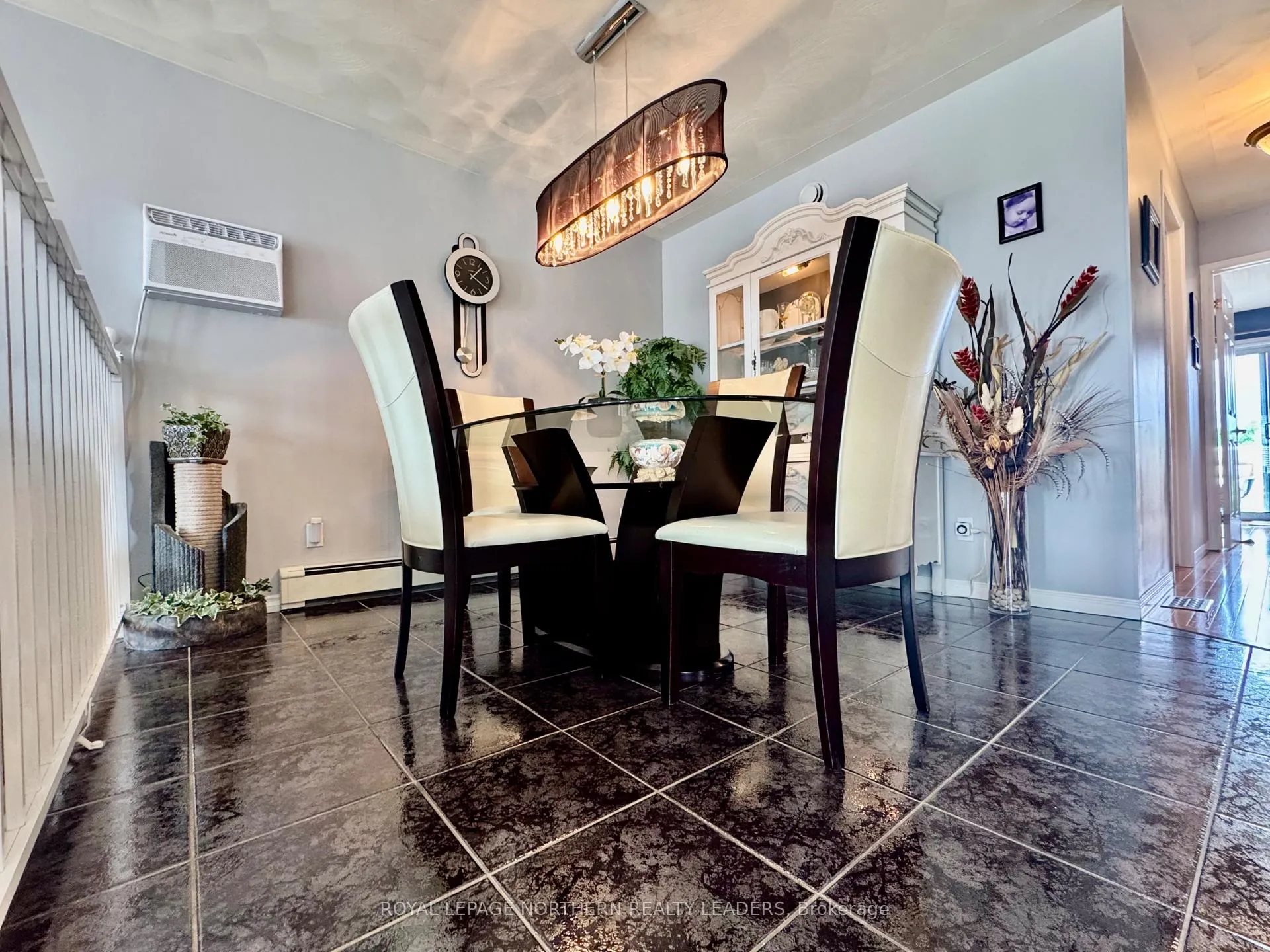 Photo 19 of 1272 Park Avenue, Timmins, MTJ - Main Area — HOMEH